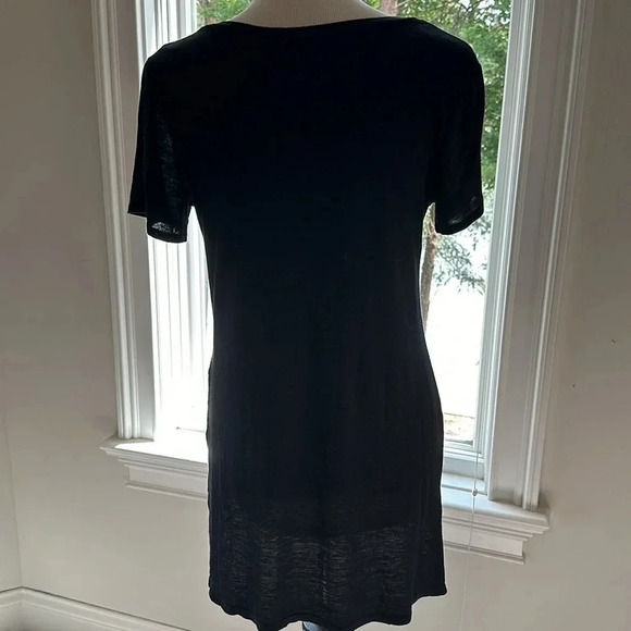 Interi “If there’s anything that makes you happy, then, do it” v-neck tee, soft - Picture 4 of 6